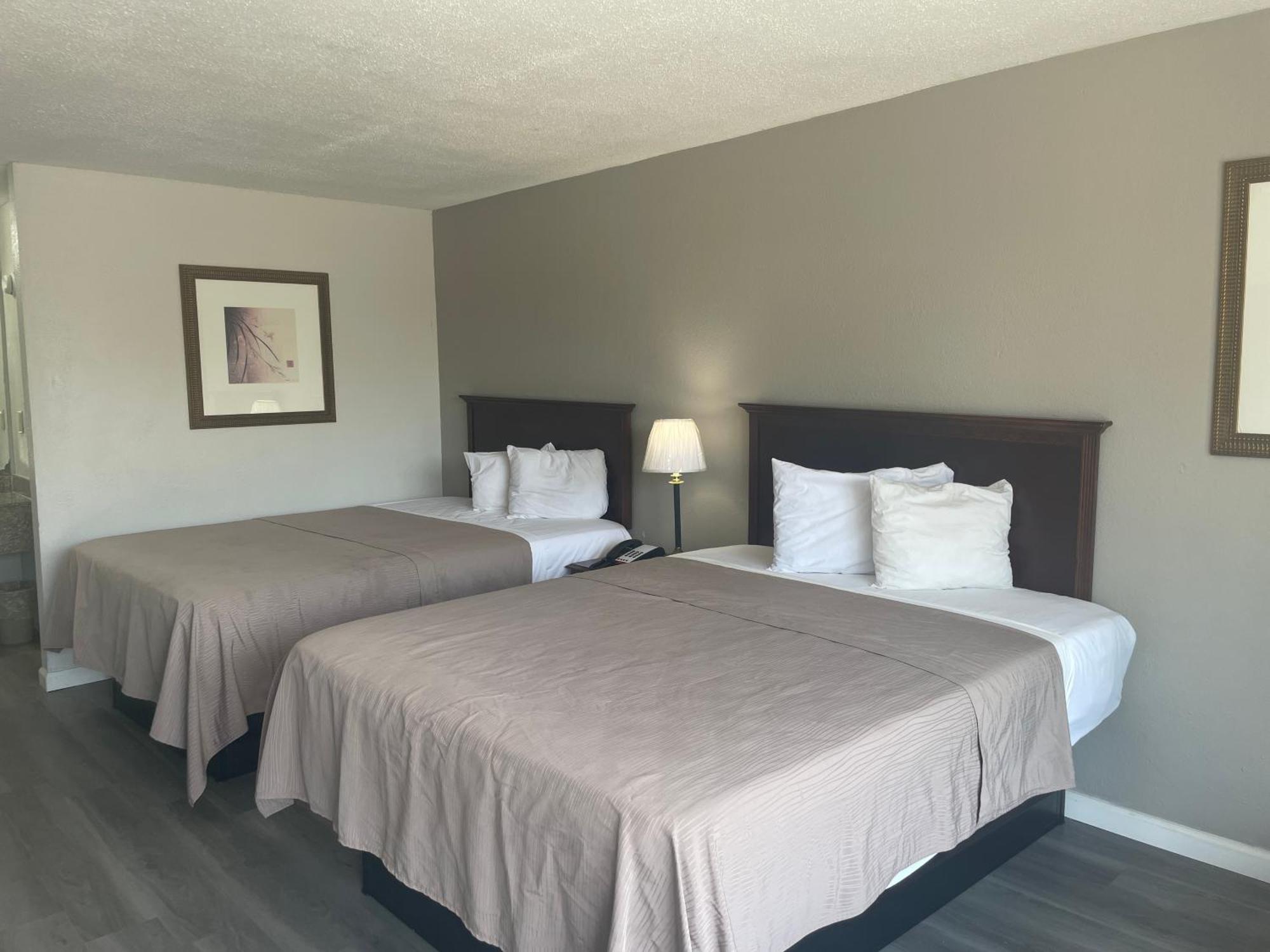 Camden West Inn 외부 사진